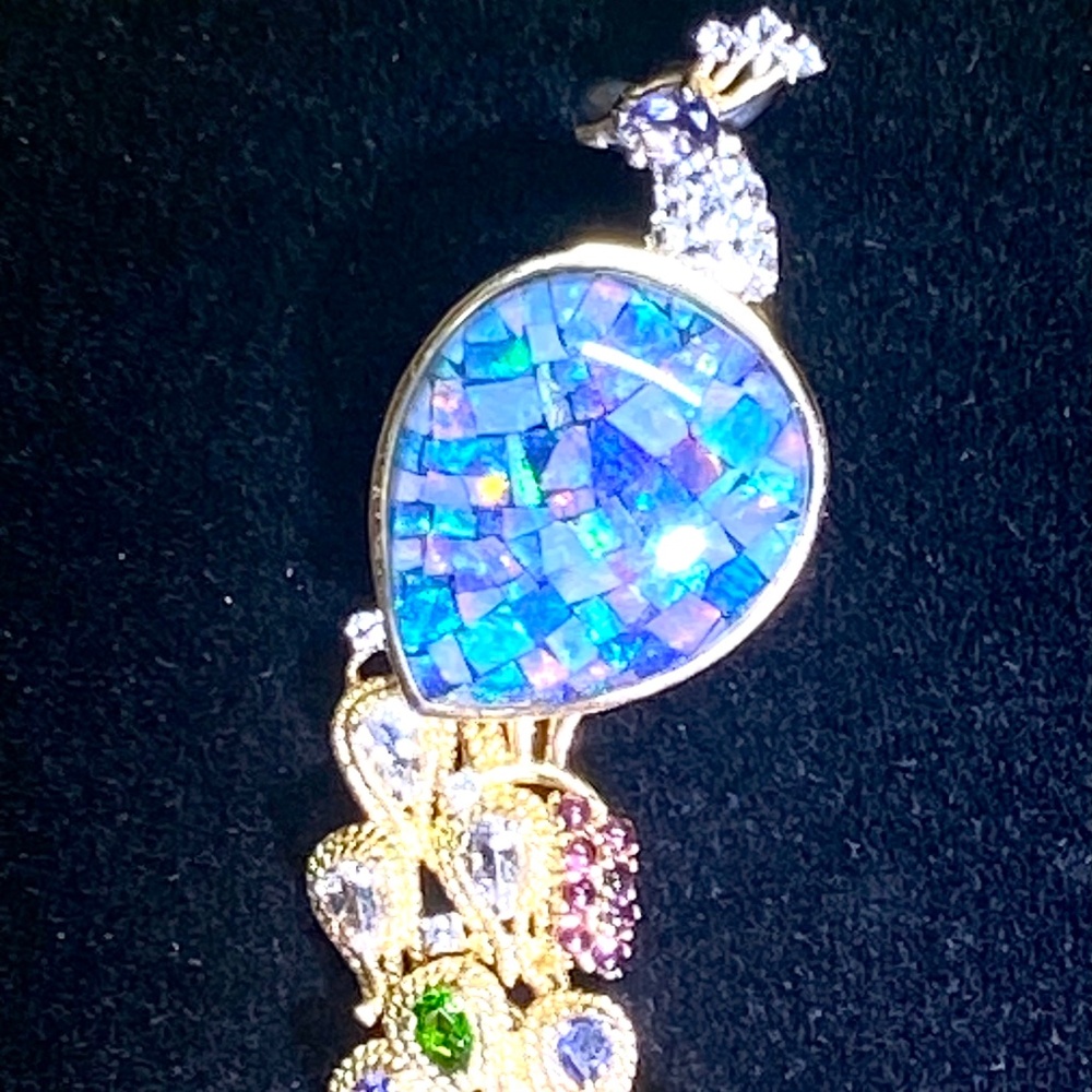 Vintage *Lovely Smithsonian~Cabochon Opal & Rhinestones Peacock~Pendant / 925